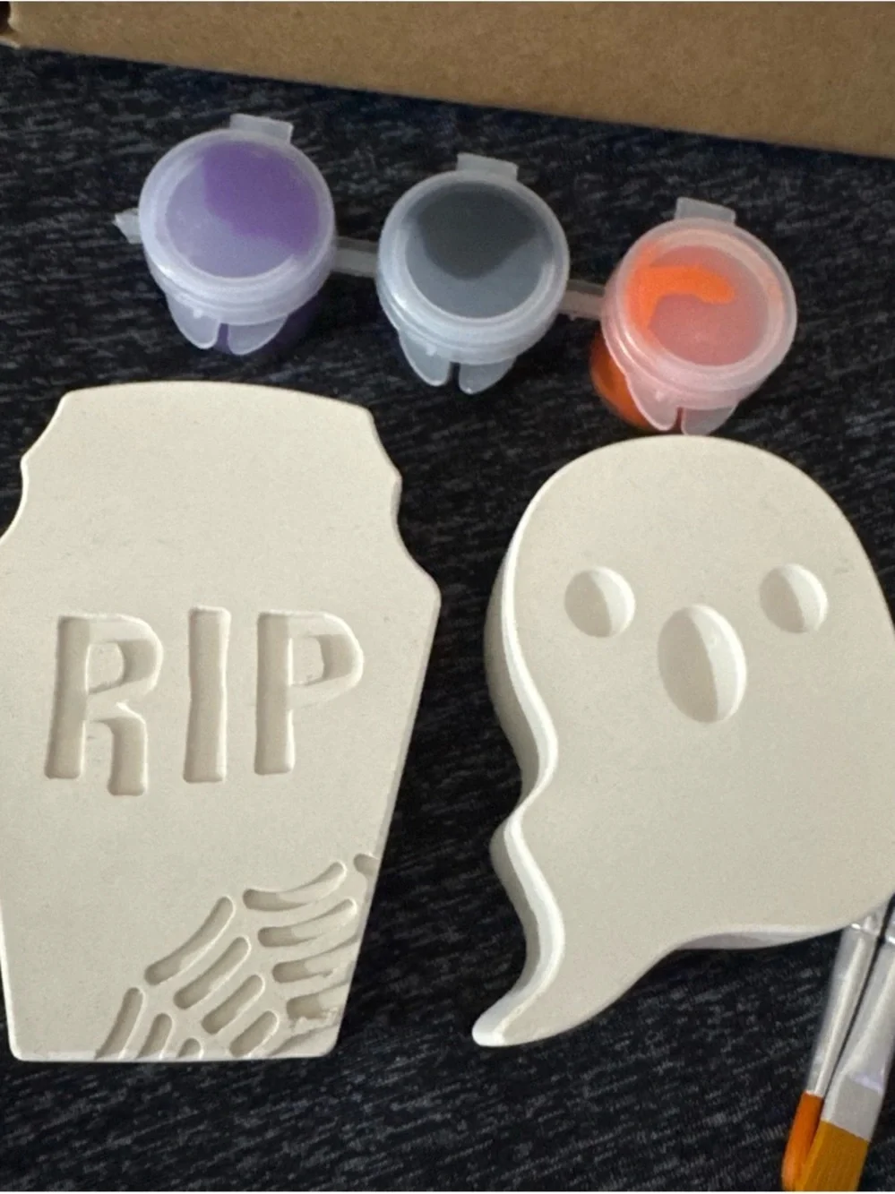 Halloween Paint-Your-Own Ghost & Coffin Ceramic Set - White
